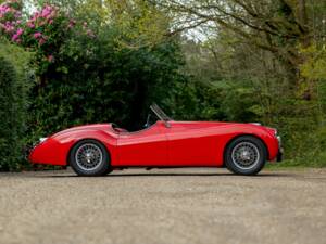 Image 46/50 of Jaguar XK 120 OTS (1950)