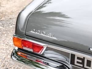 Afbeelding 27/27 van Mercedes-Benz 230 SL (1964)