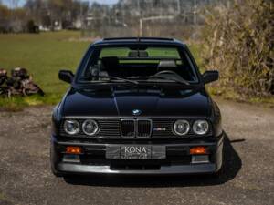 Image 64/65 of BMW M3 (1986)