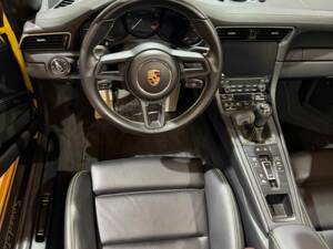Bild 44/86 von Porsche 911 Speedster (2019)