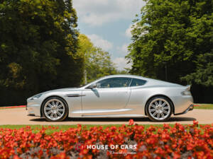 Immagine 5/47 di Aston Martin DBS (2008)