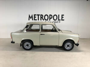 Image 3/28 of Trabant 601 S de Luxe (1990)