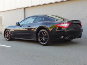 Bild 3/100 von Maserati GranTurismo S (2008)