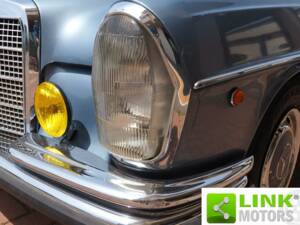 Image 9/10 de Mercedes-Benz 280 SE (1970)