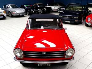 Image 21/47 of Innocenti 950 Spider (1962)
