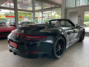 Image 9/19 of Porsche 911 Carrera 4 GTS (2017)