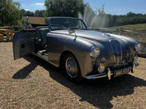 Imagen 38/41 de Lagonda 3 Litre MK I (1955)