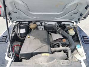 Image 37/45 of Land Rover Defender 110 Td5 (2001)