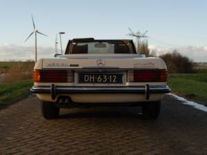 Image 2/6 de Mercedes-Benz 450 SL (1972)