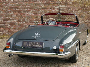 Image 23/50 of Mercedes-Benz 190 SL (1957)