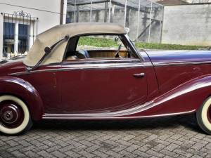 Image 13/49 of Mercedes-Benz 170 S Cabriolet A (1947)
