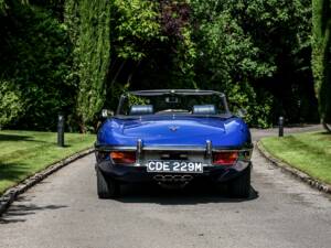 Image 21/43 de Jaguar Type E V12 (1974)