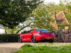 Image 17/50 of Mercedes-Benz SLS AMG GT &quot;Final Edition&quot; (2014)