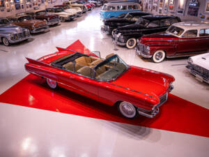 Bild 13/18 von Cadillac DeVille Convertible (1960)