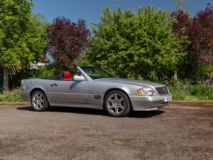 Image 10/50 of Mercedes-Benz SL 320 &quot;Mille Miglia&quot; (1995)