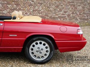 Imagen 29/50 de Alfa Romeo 2.0 Spider (1991)