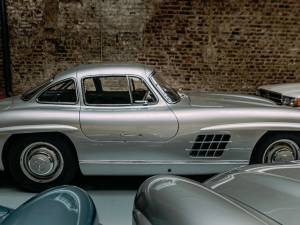 Image 4/23 de Mercedes-Benz 300 SL &quot;Gullwing&quot; (1956)