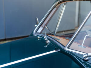 Image 13/41 of Jaguar XK 140 DHC (1955)