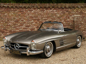 Image 1/50 of Mercedes-Benz 300 SL Roadster (1962)