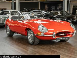 Imagen 7/15 de Jaguar E-Type 4.2 (1965)