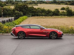 Image 40/48 of Aston Martin Vanquish Zagato Shooting Brake (2019)