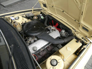 Image 12/23 of BMW 730 (1977)