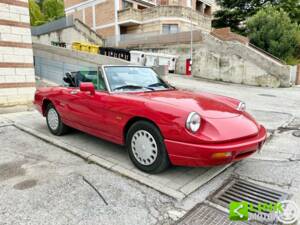 Bild 10/10 von Alfa Romeo 1.6 Spider (1991)