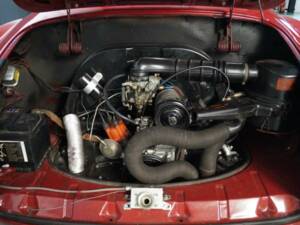 Bild 8/50 von Volkswagen Karmann Ghia 1500 (1969)