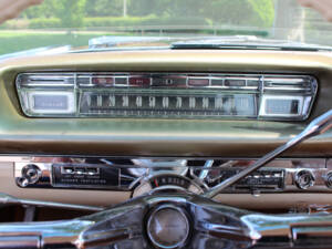 Image 15/30 of Oldsmobile 98 Holiday SceniCoupe (1959)