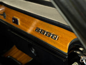 Image 13/20 of Alfa Romeo 2000 GT Veloce (1971)