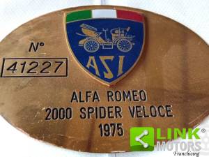 Image 10/10 of Alfa Romeo 2000 Spider Veloce (1975)