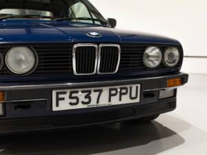 Bild 13/45 von BMW 320i (1989)