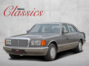 Imagen 1/23 de Mercedes-Benz 300 SE (1990)