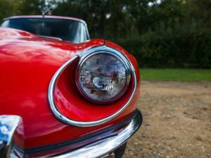 Imagen 42/50 de Jaguar E-Type V12 (2+2) (1971)