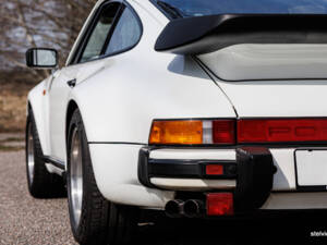 Image 28/46 of Porsche 911 Turbo 3.3 (1980)