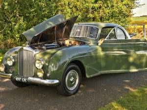 Image 16/45 of Bentley R-Type Continental (1953)