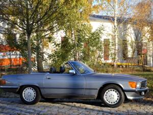 Image 11/36 of Mercedes-Benz 300 SL (1987)