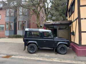 Image 16/19 of Land Rover Defender 90 (2011)