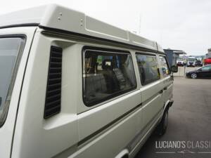 Afbeelding 17/64 van Volkswagen T3 Westfalia Joker 1.6 TD (1989)