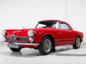 Image 1/39 of Alfa Romeo 2000 Spider (1960)