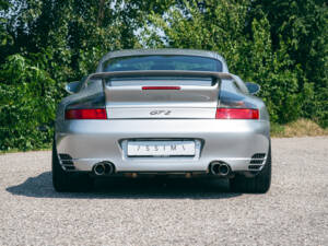 Image 8/80 of Porsche 911 GT2 (2001)