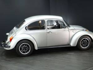 Image 7/30 of Volkswagen Beetle 1303 S (1972)