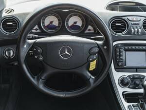 Imagen 28/50 de Mercedes-Benz SL 55 AMG (2002)