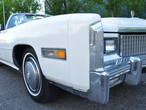 Image 2/75 of Cadillac Fleetwood Eldorado Convertible (1975)