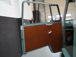 Imagen 9/50 de Volkswagen T1 panel van (1964)