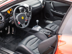 Afbeelding 35/50 van Ferrari F 430 (2004)