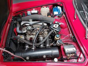 Image 13/15 of BMW 1600 GT (1968)