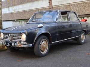 Image 5/33 of Alfa Romeo Giulia 1300 TI (1966)