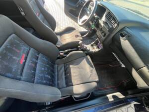Immagine 19/23 di Volkswagen Golf III 2.0 16V GTI (1993)
