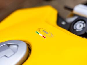 Immagine 9/30 di Ducati DUMMY (2004)
